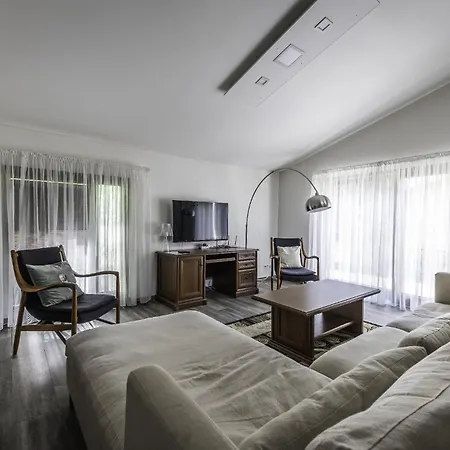 Golf Apartman Tapolybeszterce