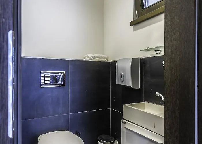 Golf Apartment